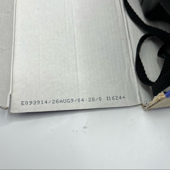 Polaroid ONE STEP Instant Film Camera New/Open Box - Picture 14 of 14